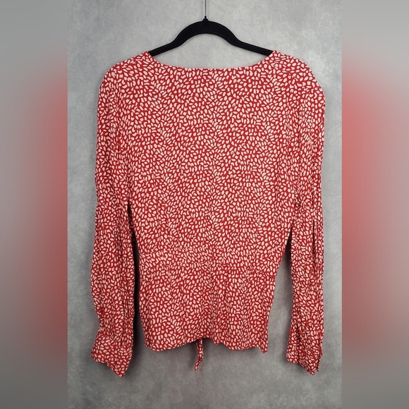 Talbots Women Size XLP Wrap Blouse with Side‎ Tie Red/White Leopard Print - Picture 3 of 9